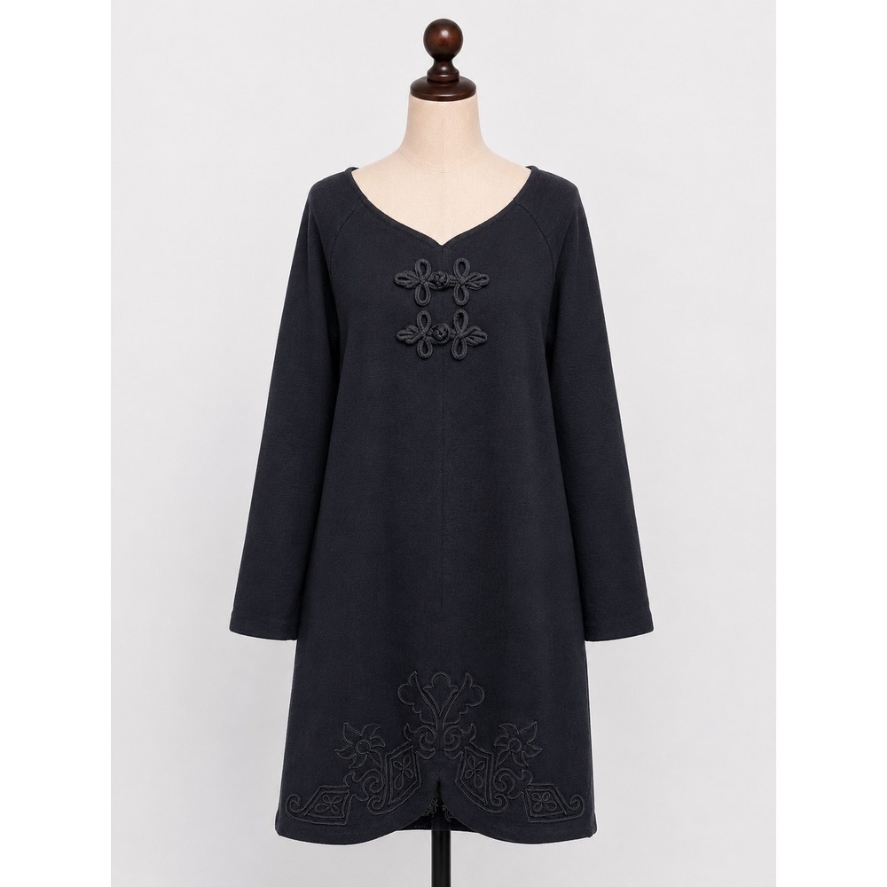 Vintage‎ Andrea Jovine Black 100% Wool Knit Mini Dress Embroidery Womens Medium